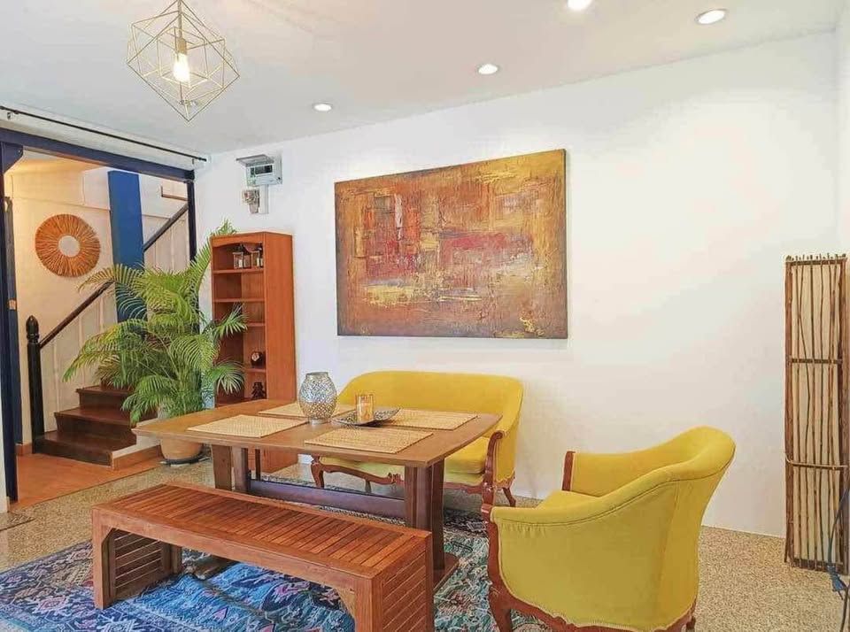 3 Bedroom House For Rent in Pathum Wan, Pathum Wan, Bangkok - Image 1