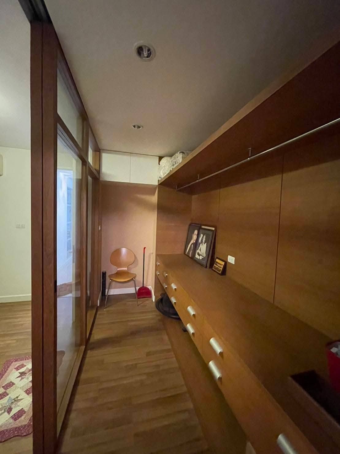 The Clover Thonglor - Image 11