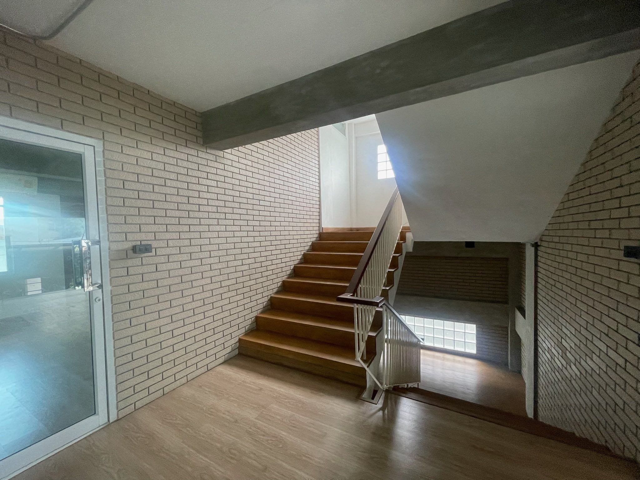 uploads/3efcf3ff-14c0-49cd-a97d-c18a86e0c28f/29be5ce3-1d67-4c24-9905-422971f21bd5