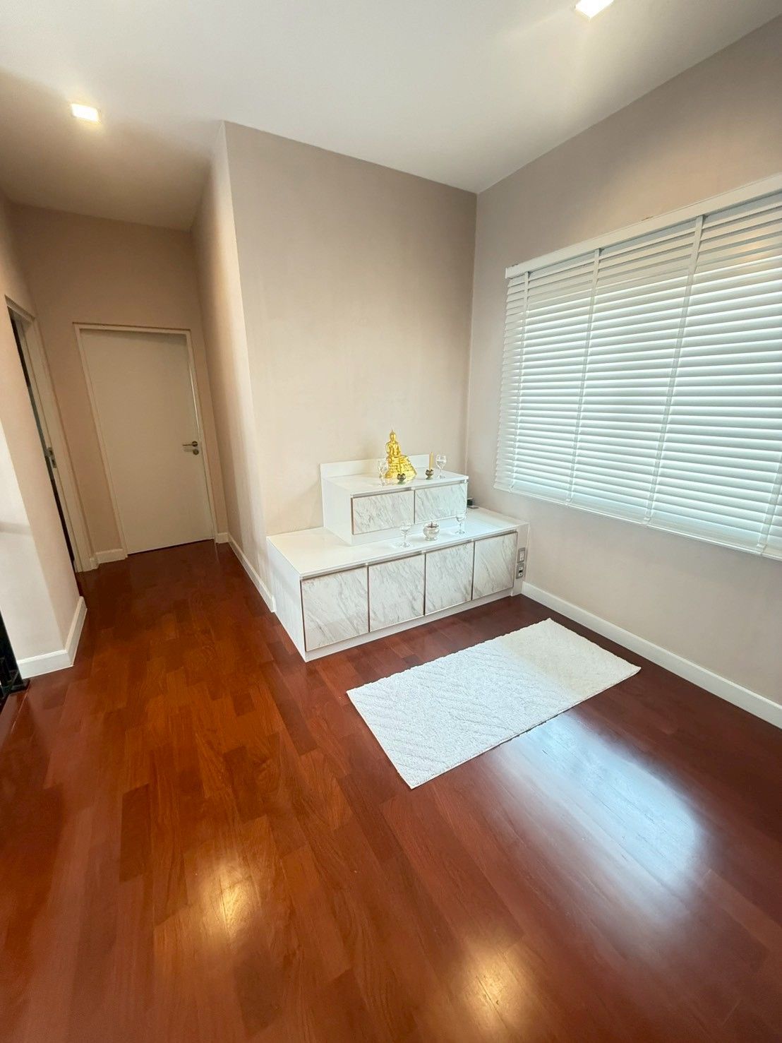 uploads/3efcf3ff-14c0-49cd-a97d-c18a86e0c28f/2ae9c962-8cff-4ae2-915b-03a5b9bd97d7