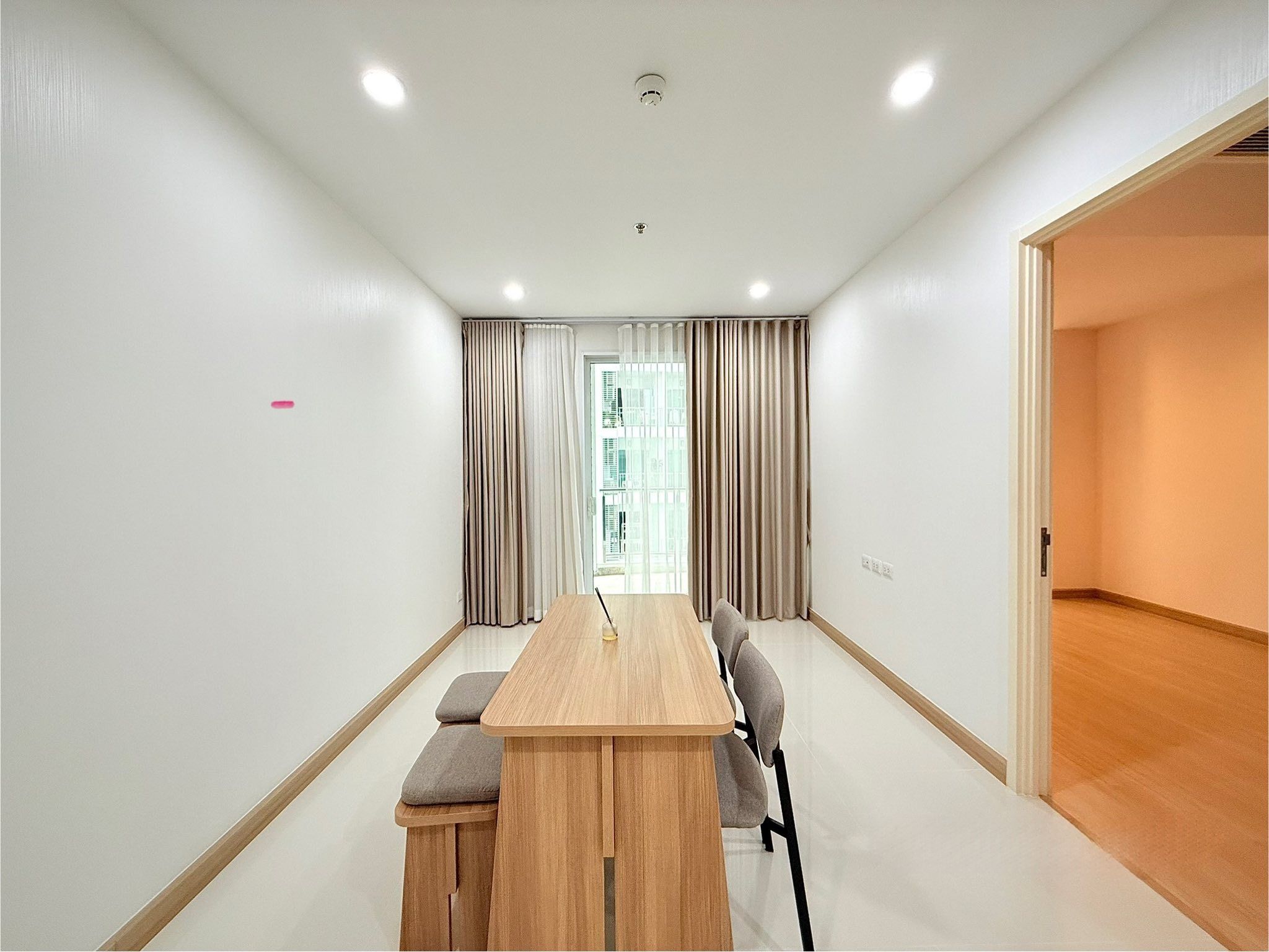 1 卧室 公寓 出售 在  - Image 2