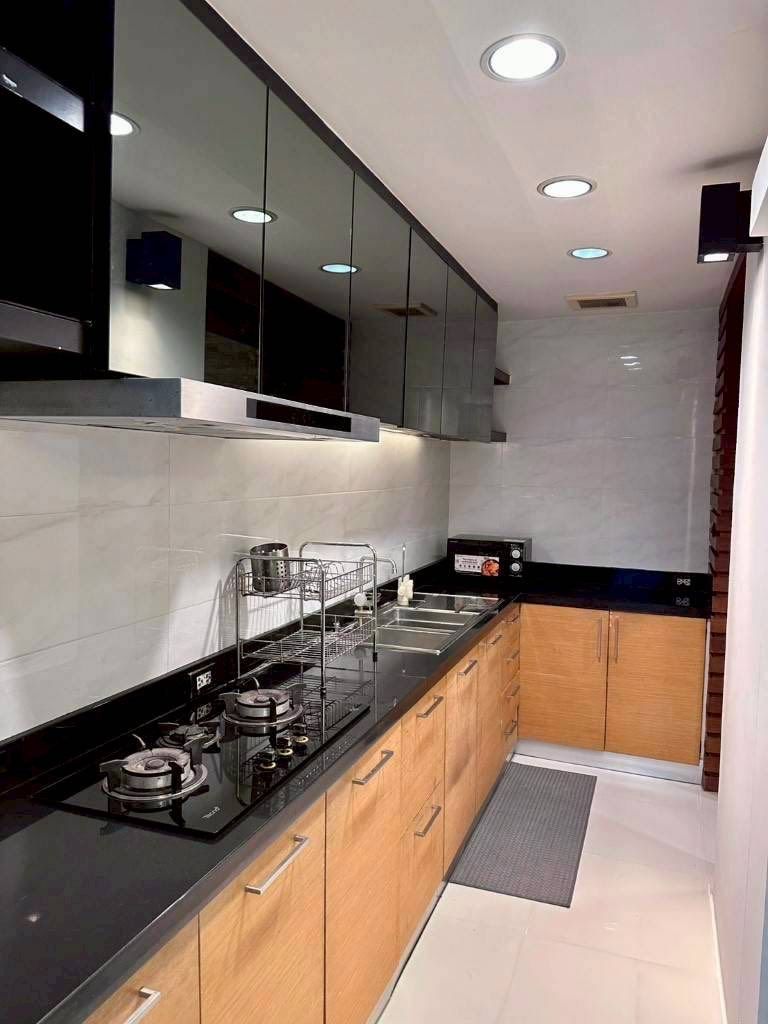 3 卧室 联排别墅 出租 在  - Image 12