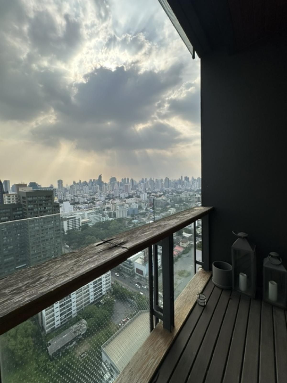 The Monument Thong Lo - Image 10