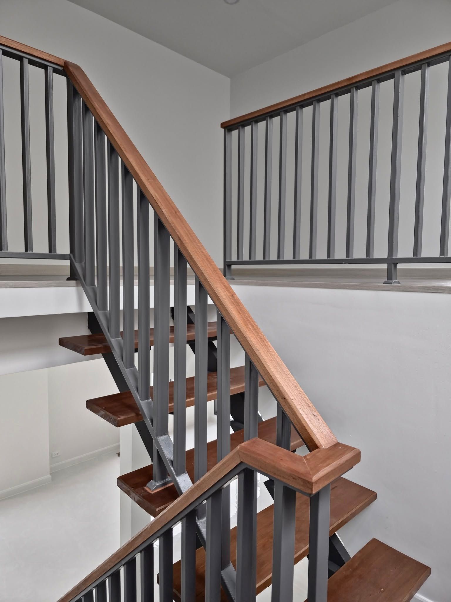 uploads/3efcf3ff-14c0-49cd-a97d-c18a86e0c28f/2d95d160-aad6-4e00-8176-85cf3bb44f7b