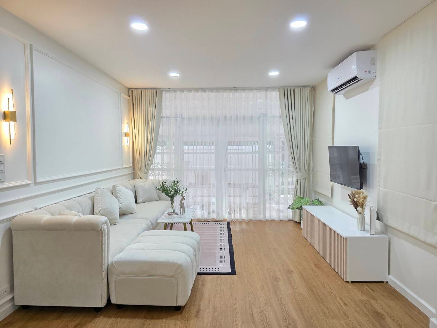 4 卧室 独立房屋 出租 在  - Image 1