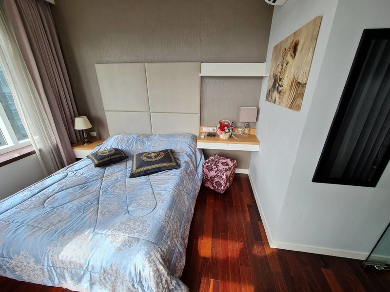 Circle Condominium - Image 4