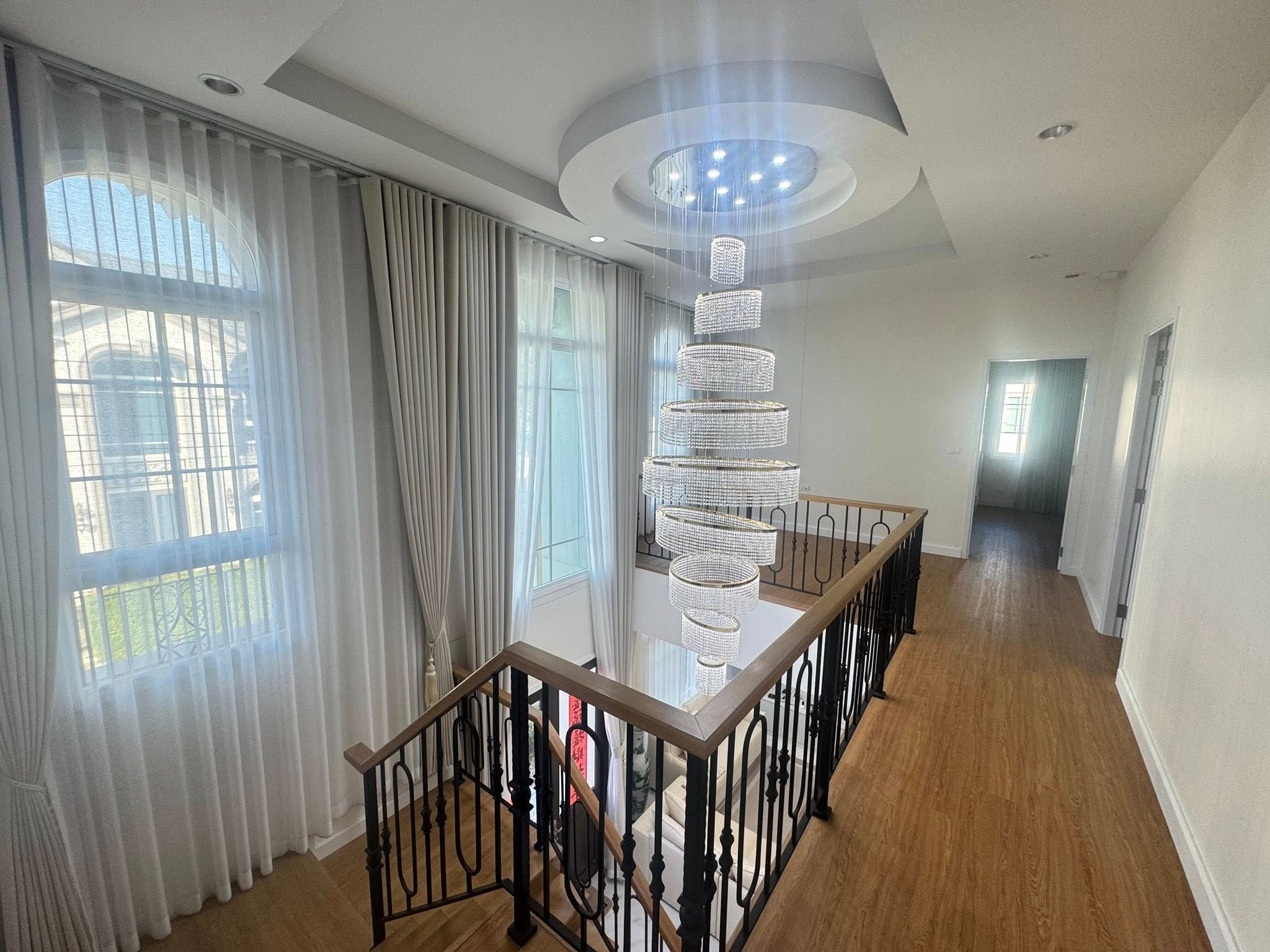 5 卧室 独立房屋 出售 在  - Image 5