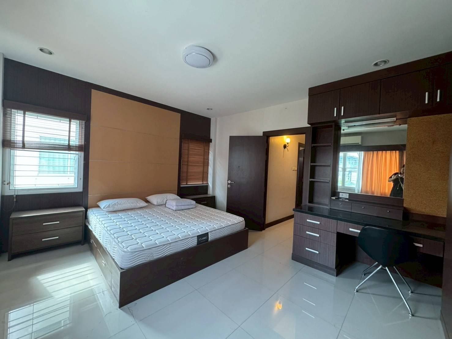 uploads/3efcf3ff-14c0-49cd-a97d-c18a86e0c28f/2ef00f8a-8629-44f2-9bd1-91038c05ce41