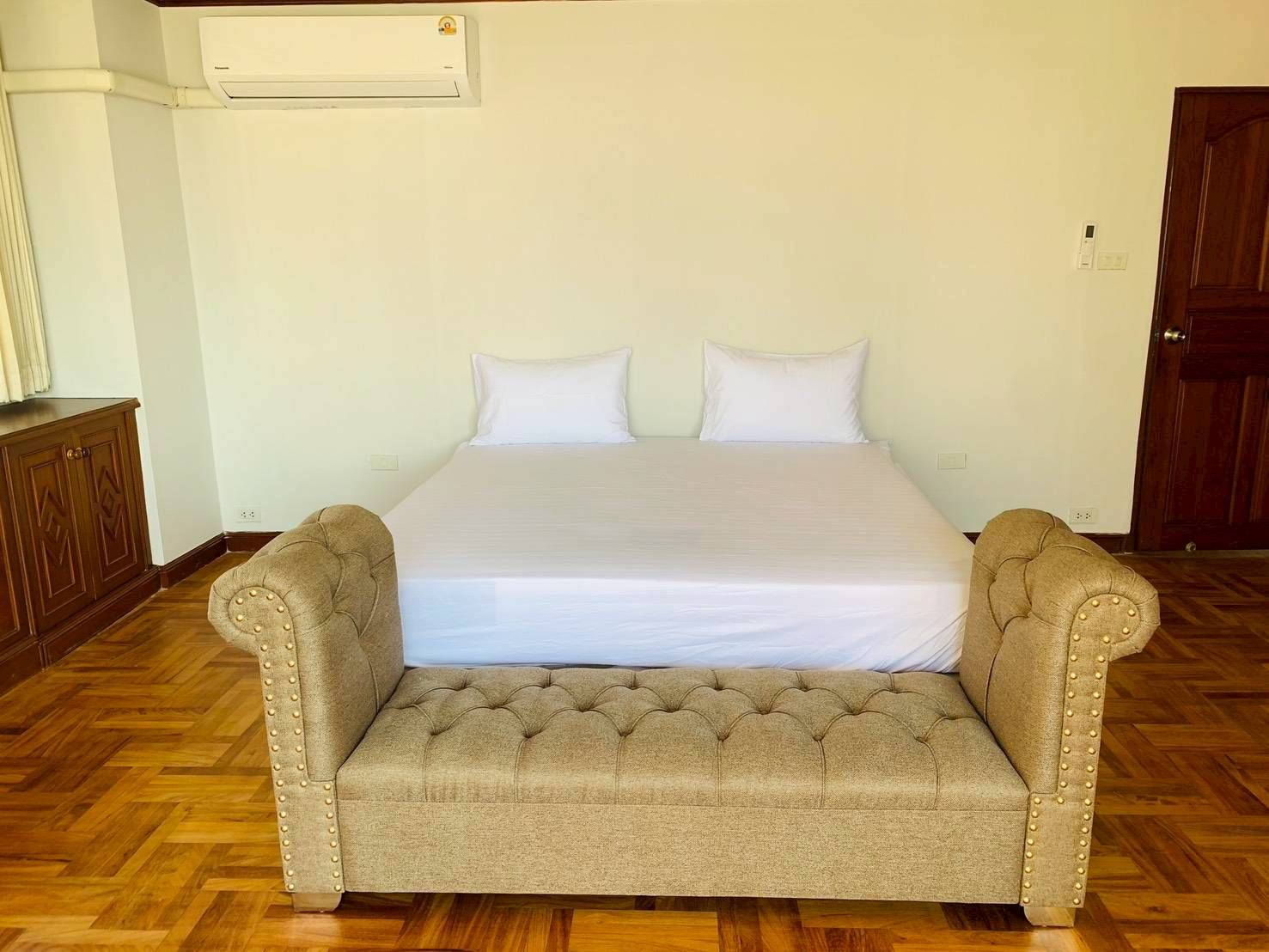 จรัญ ทาวเวอร์ - Image 16