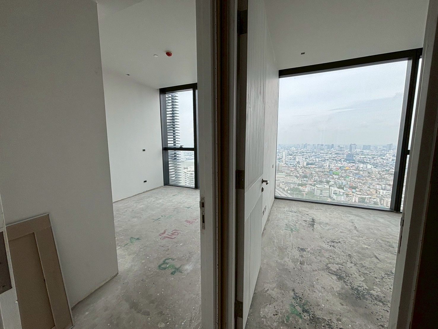 4 卧室 公寓 出售 在  - Image 20