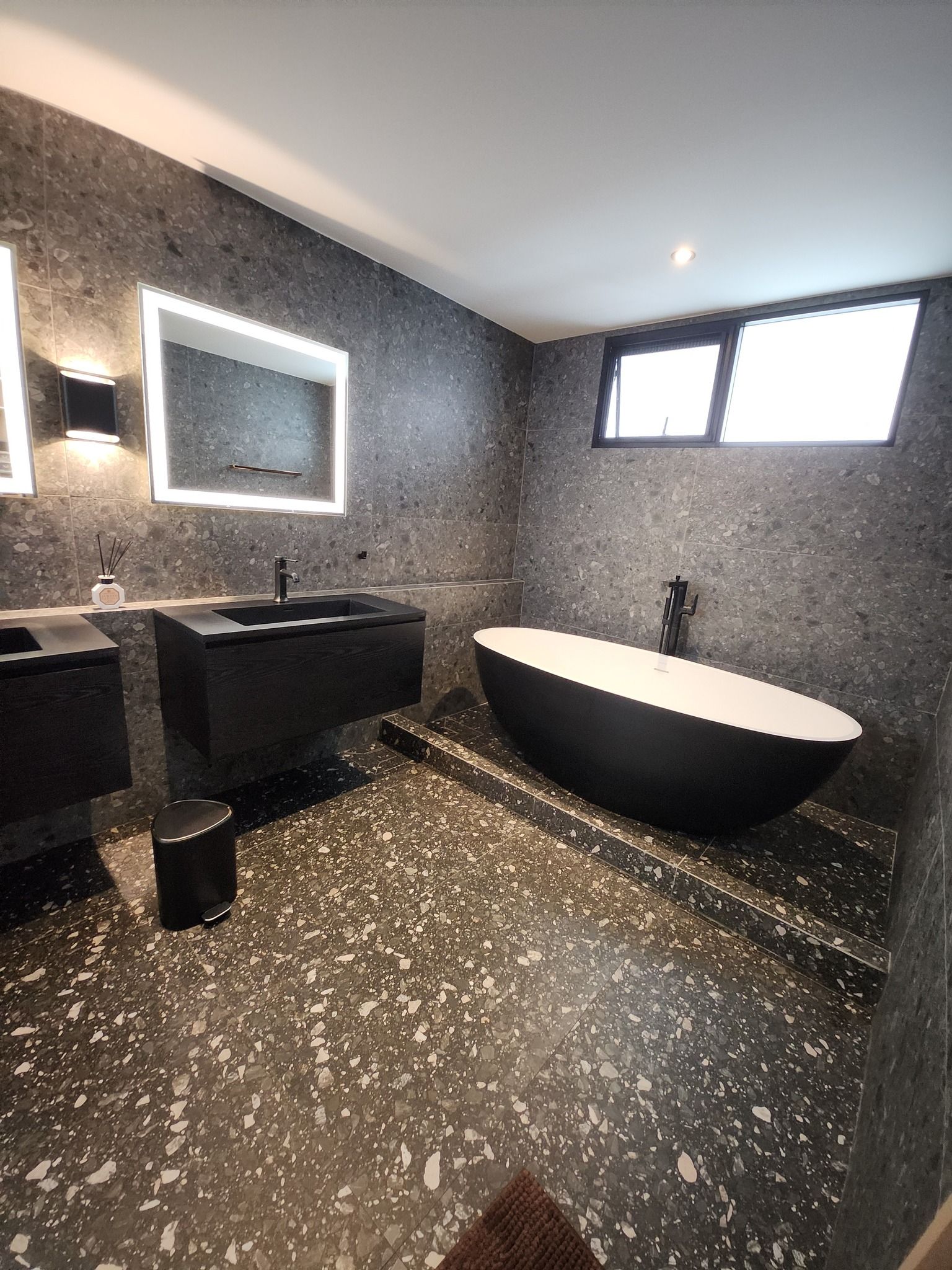 5 卧室 独立房屋 出租 在  - Image 11