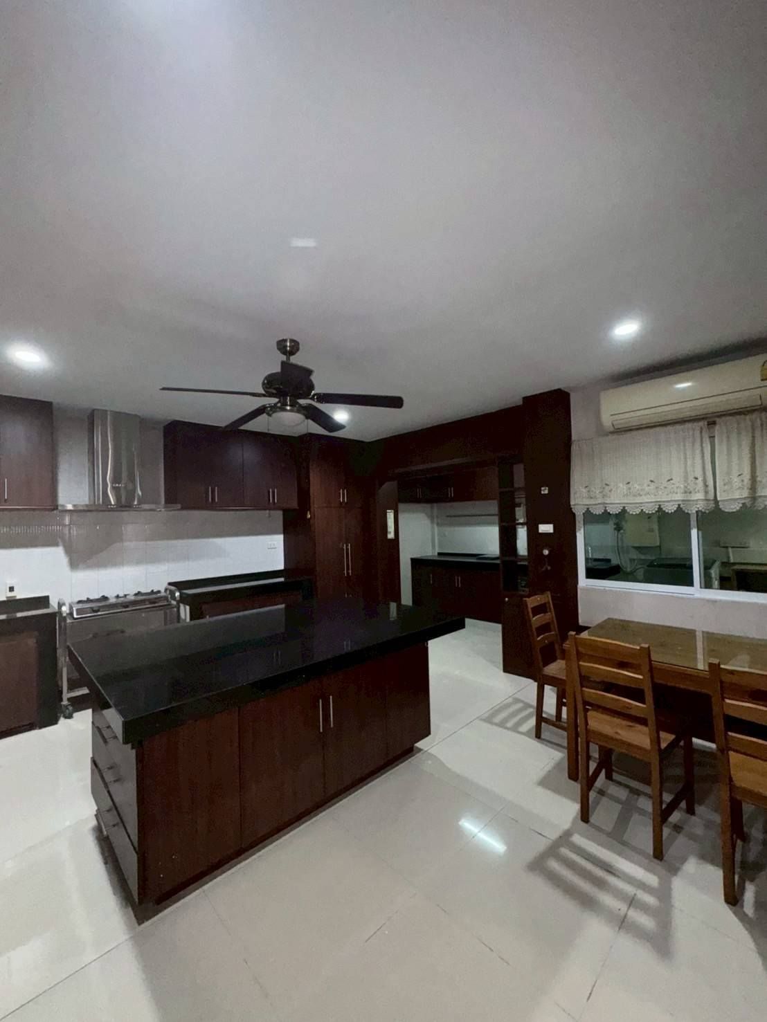 uploads/3efcf3ff-14c0-49cd-a97d-c18a86e0c28f/32e708a3-3412-4a89-add0-2f0e1f28efbe