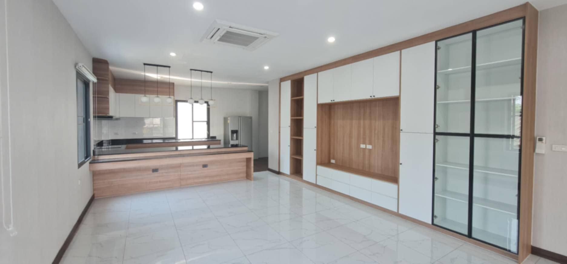 4 ห้องนอน บ้านเดี่ยว สำหรับเช่า ใน พระโขนง, คลองเตย, กรุงเทพมหานคร - Image 3