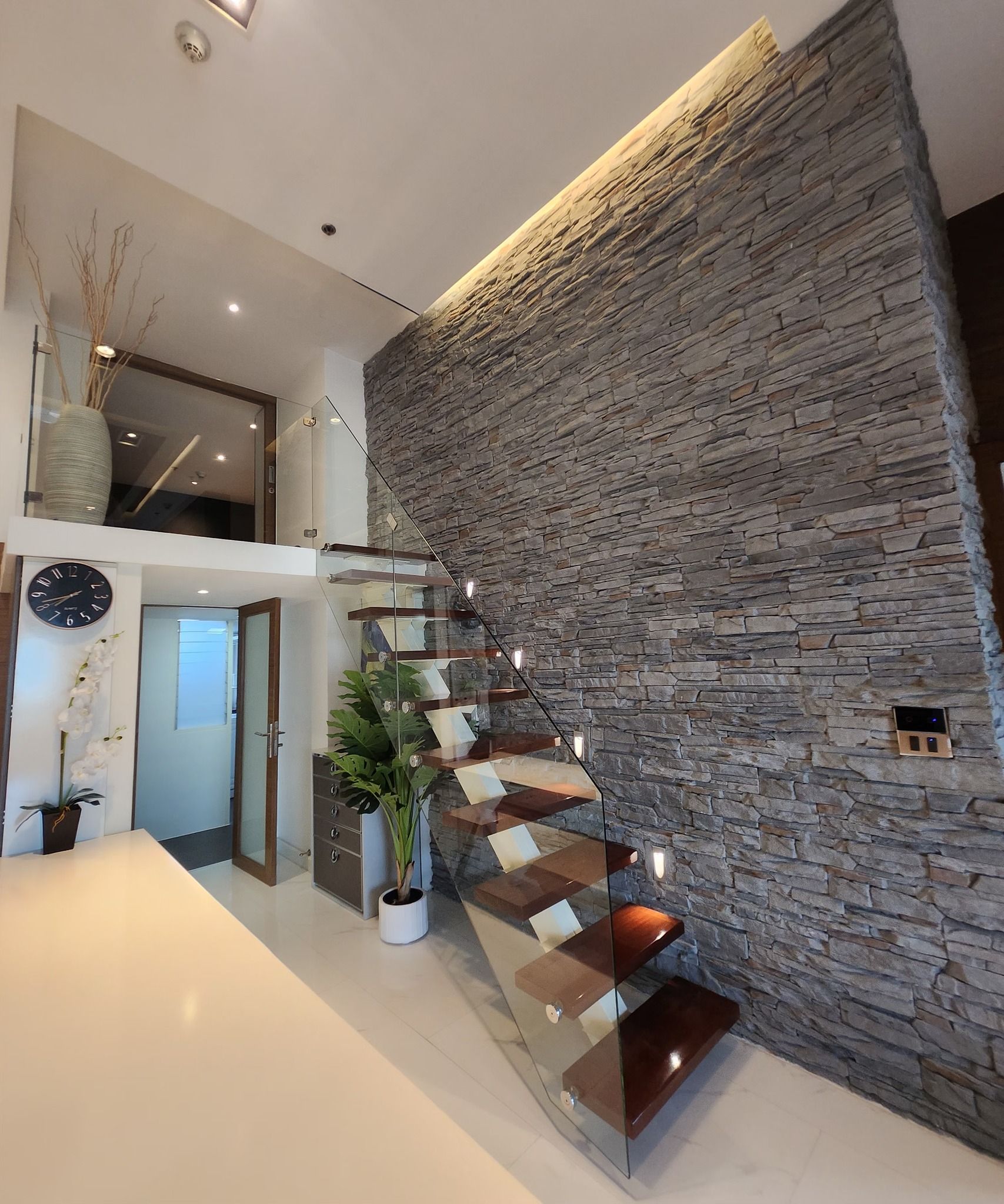 uploads/3efcf3ff-14c0-49cd-a97d-c18a86e0c28f/386568e6-8870-41e6-bfbb-cf340cca8f04