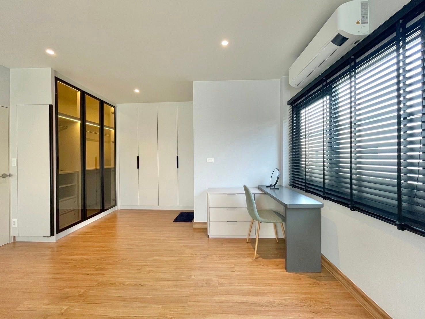 uploads/3efcf3ff-14c0-49cd-a97d-c18a86e0c28f/389a7883-b27c-4640-b702-13544c7af04d