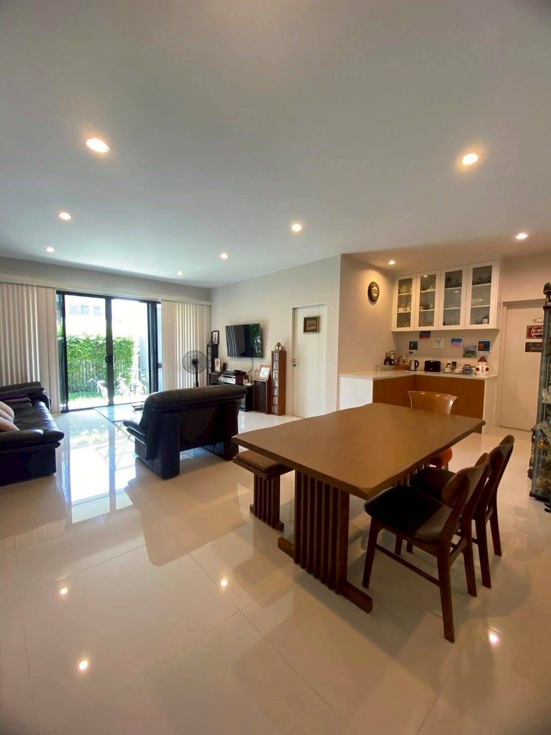 บุราสิริ พัฒนาการ - Image 3