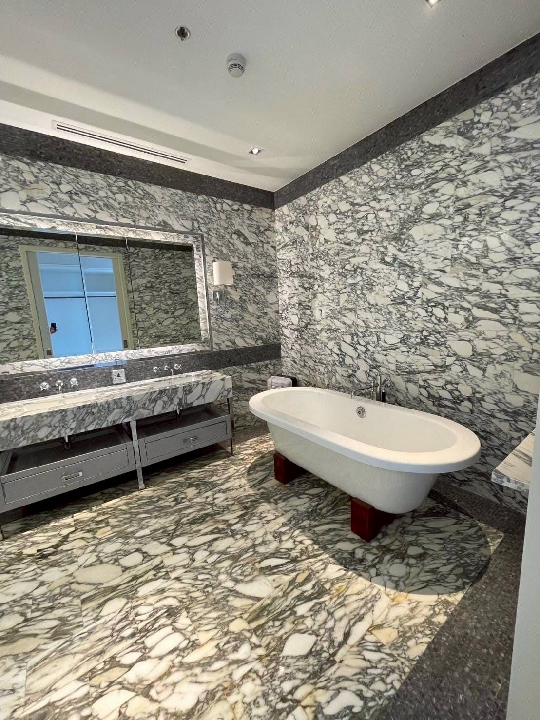 เดอะ ริซท์-คาร์ลตัน เรสซิเดนเซส แอท มหานคร - Image 4