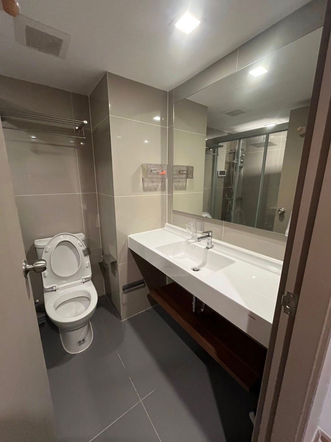 1 卧室 公寓 出租 在  - Image 9