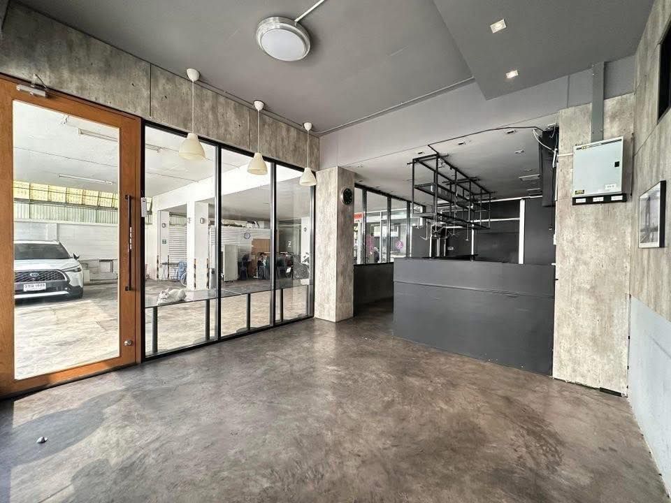  อาคาร สำหรับเช่า ใน ทุ่งวัดดอน, สาทร, กรุงเทพมหานคร - Image 2