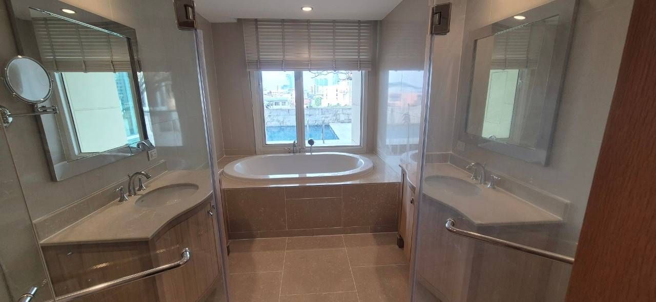 The Empire Place - Image 7