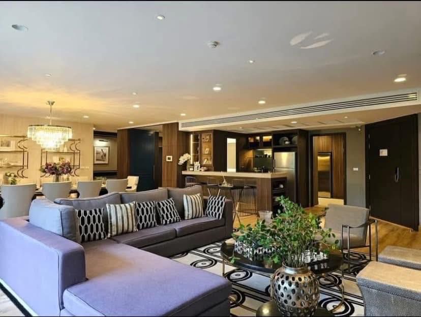 พาร์ค คอร์ท สุขุมวิท 77 - Image 1