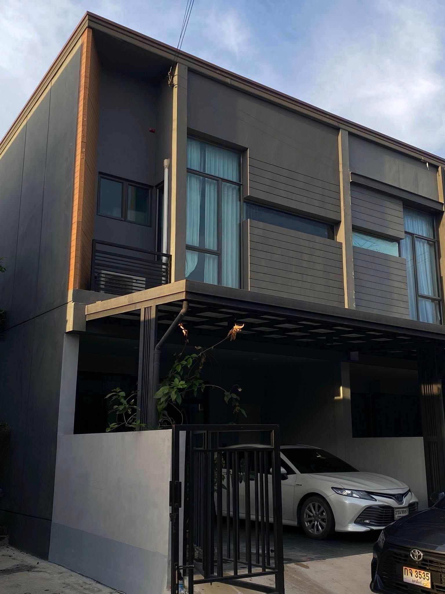 2 卧室 联排别墅 出租 在  - Image 5