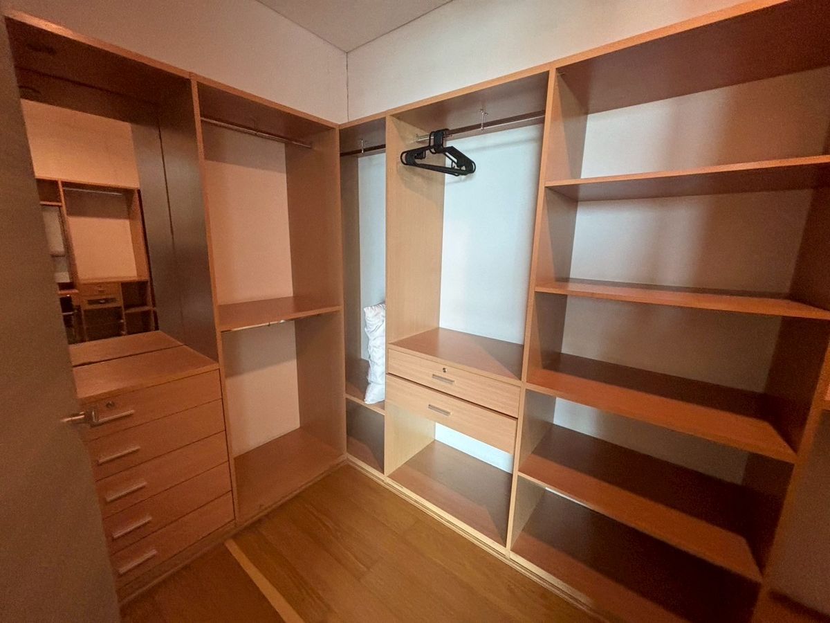 3 卧室 公寓 出租 在  - Image 6