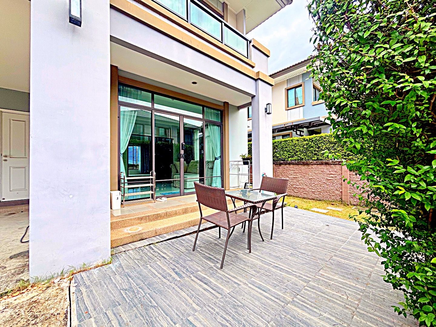 4 卧室 独立房屋 出租 在  - Image 4