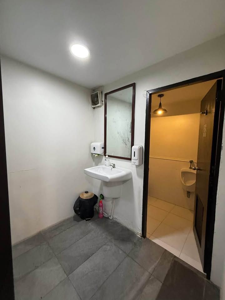  建筑物 出租 在  - Image 8