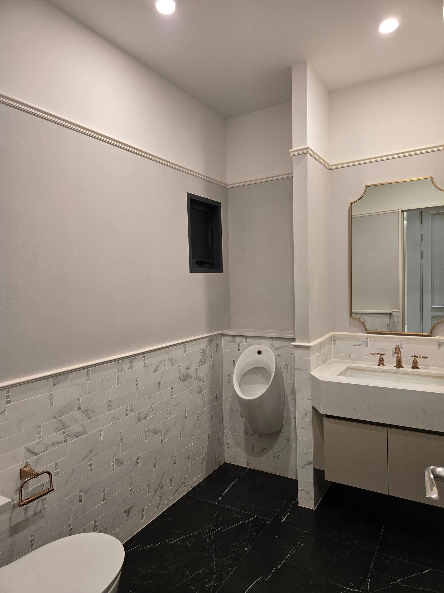 Narasiri Krungthepkreetha - Image 20