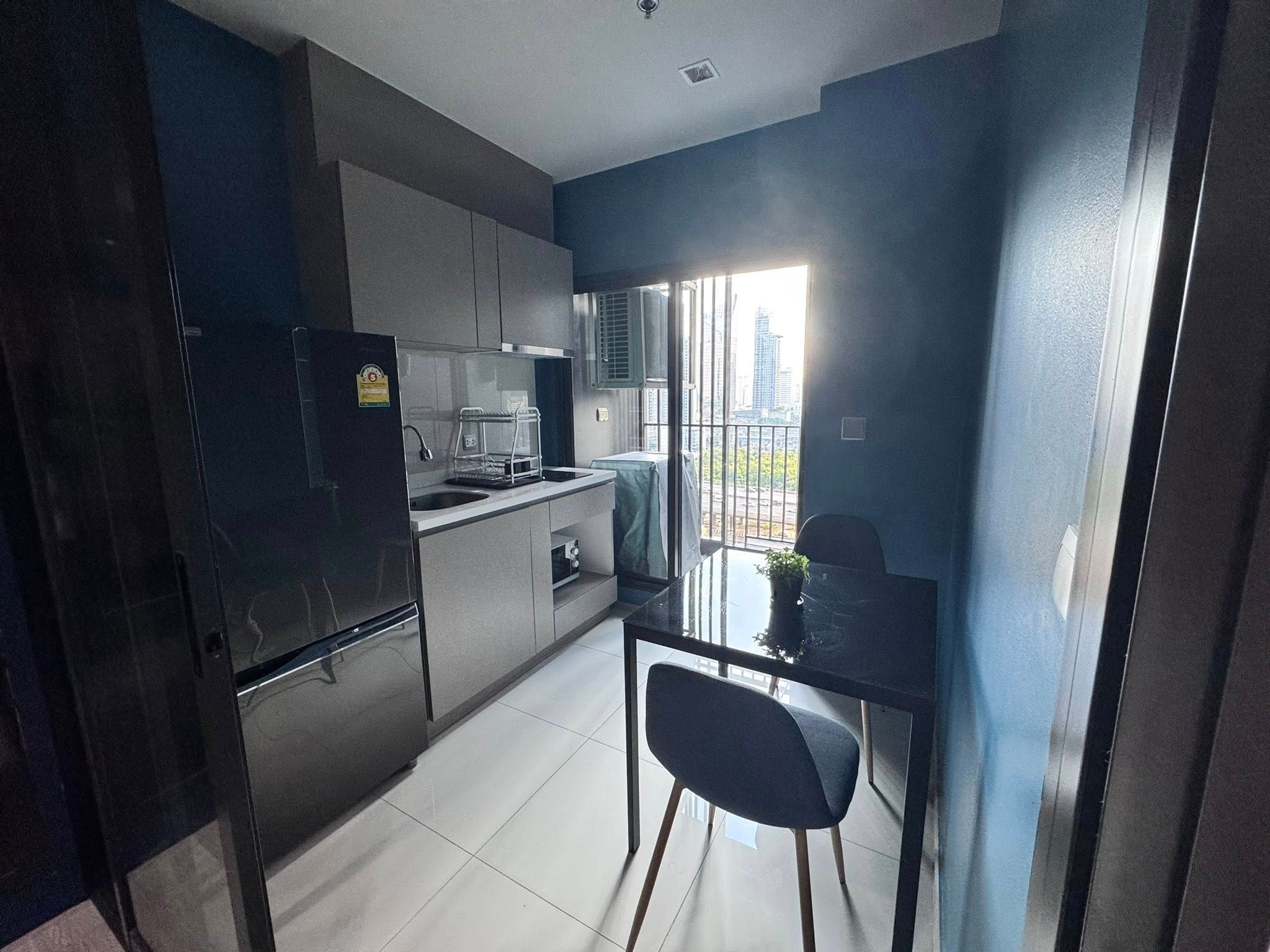 ไลฟ์ อโศก พระราม 9 - Image 4