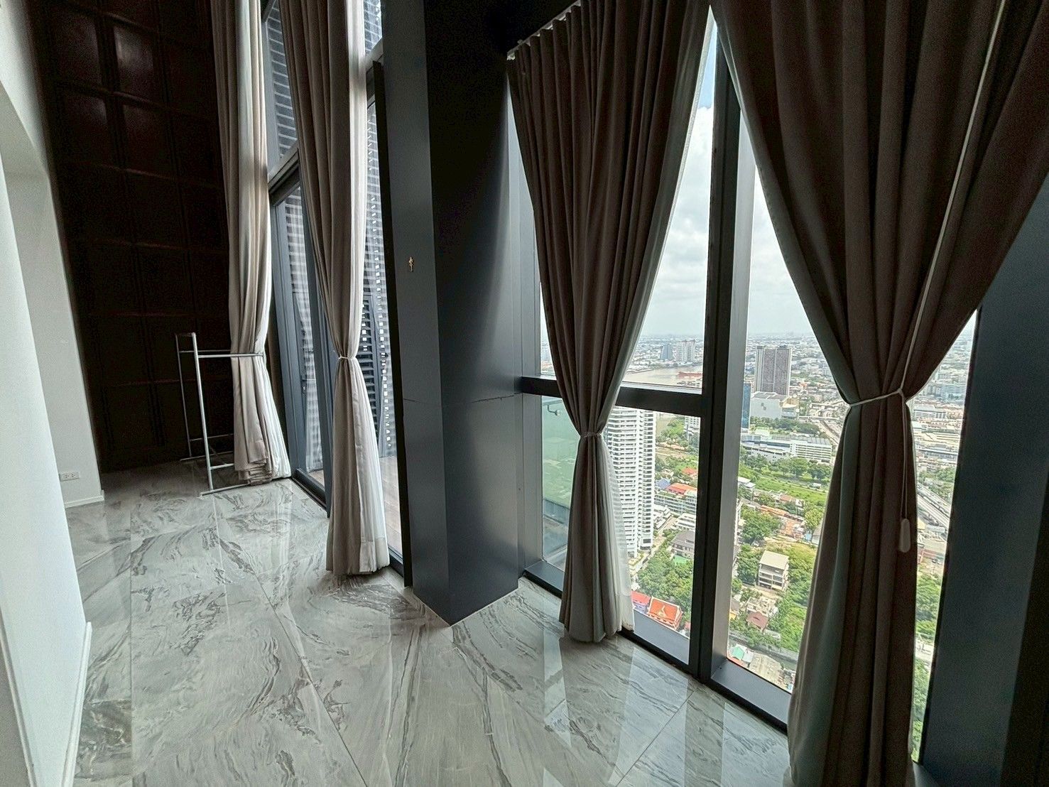 1 卧室 公寓 出售 在  - Image 13