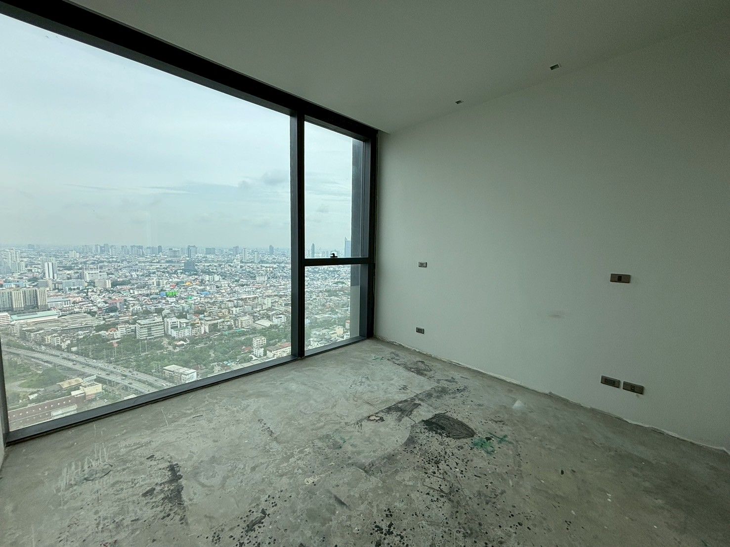 4 卧室 公寓 出售 在  - Image 16