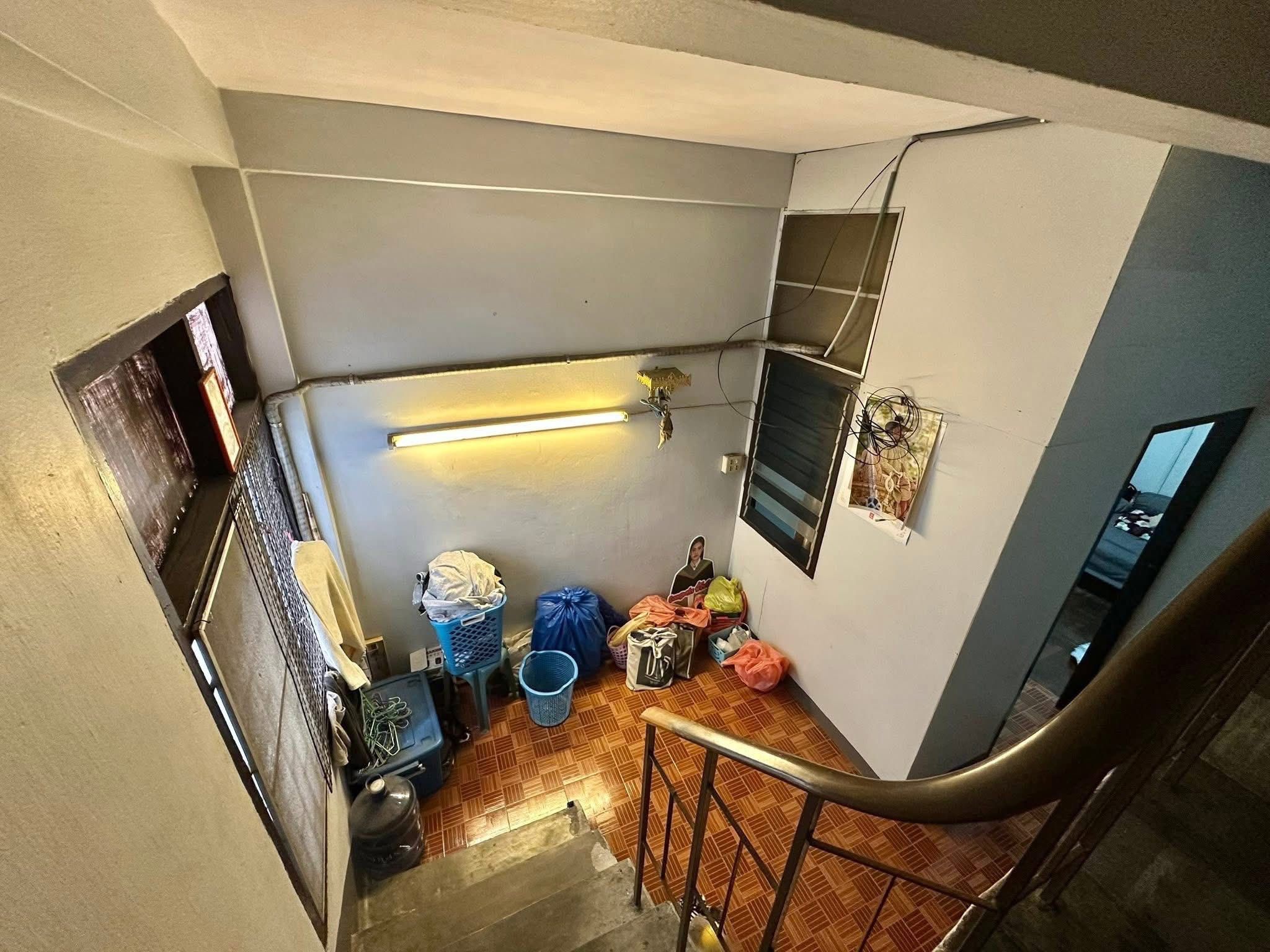 4 卧室 联排别墅 出租 在  - Image 12