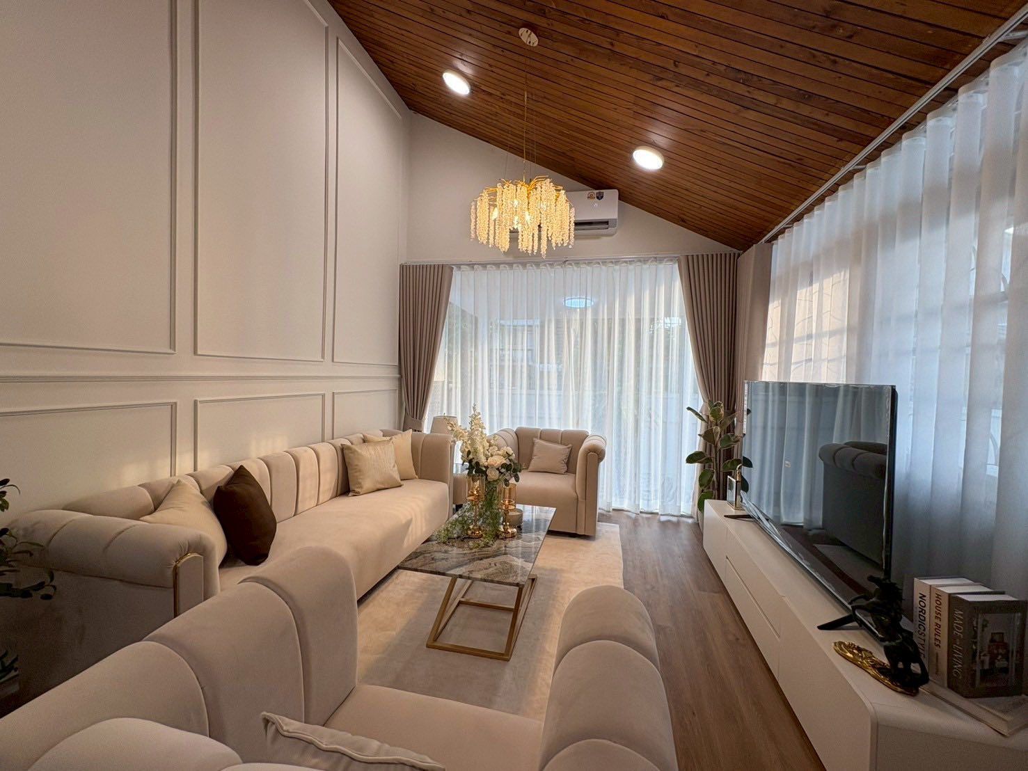 5 卧室 独立房屋 出租 在  - Image 7