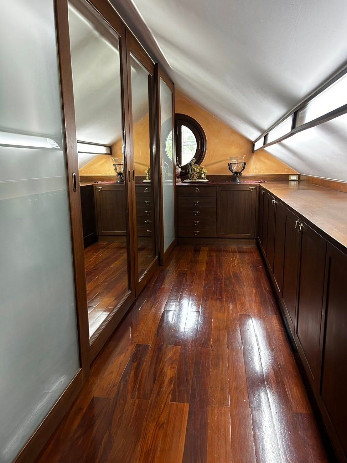 Mantana Srinakarin - Bangna - Image 13