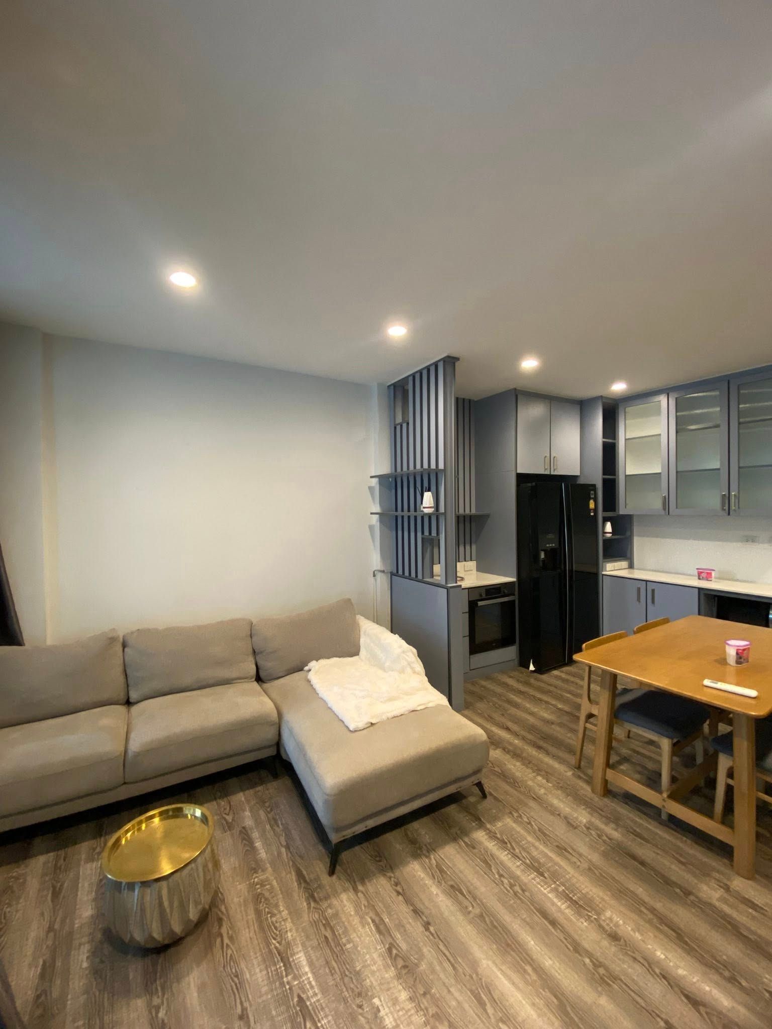 2 卧室 联排别墅 出租 在  - Image 4