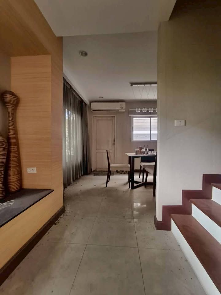 The Balcony Home - Image 7