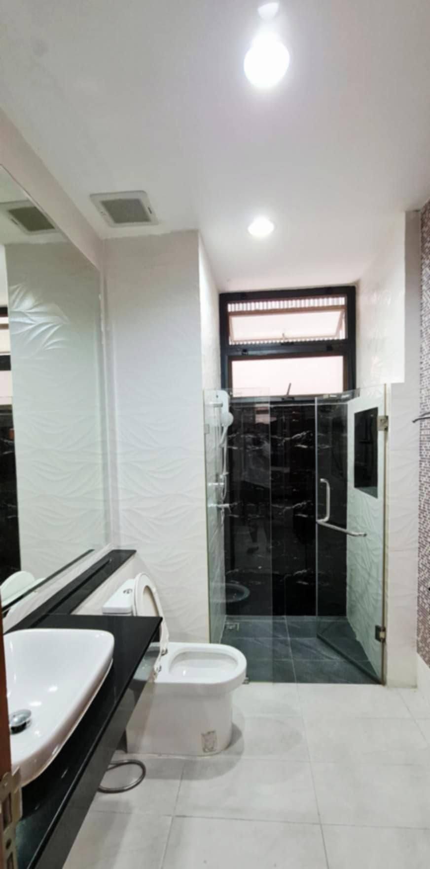 4 ห้องนอน บ้านเดี่ยว สำหรับเช่า ใน พระโขนง, คลองเตย, กรุงเทพมหานคร - Image 12