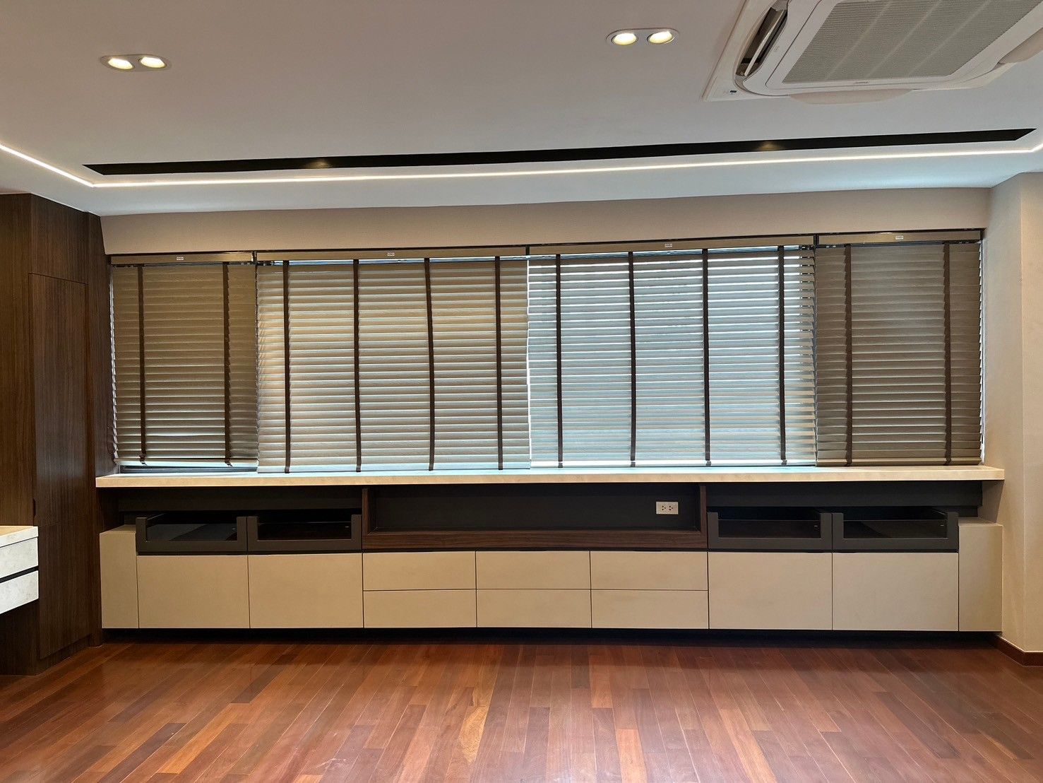 Ploenchit Terrace - Image 11