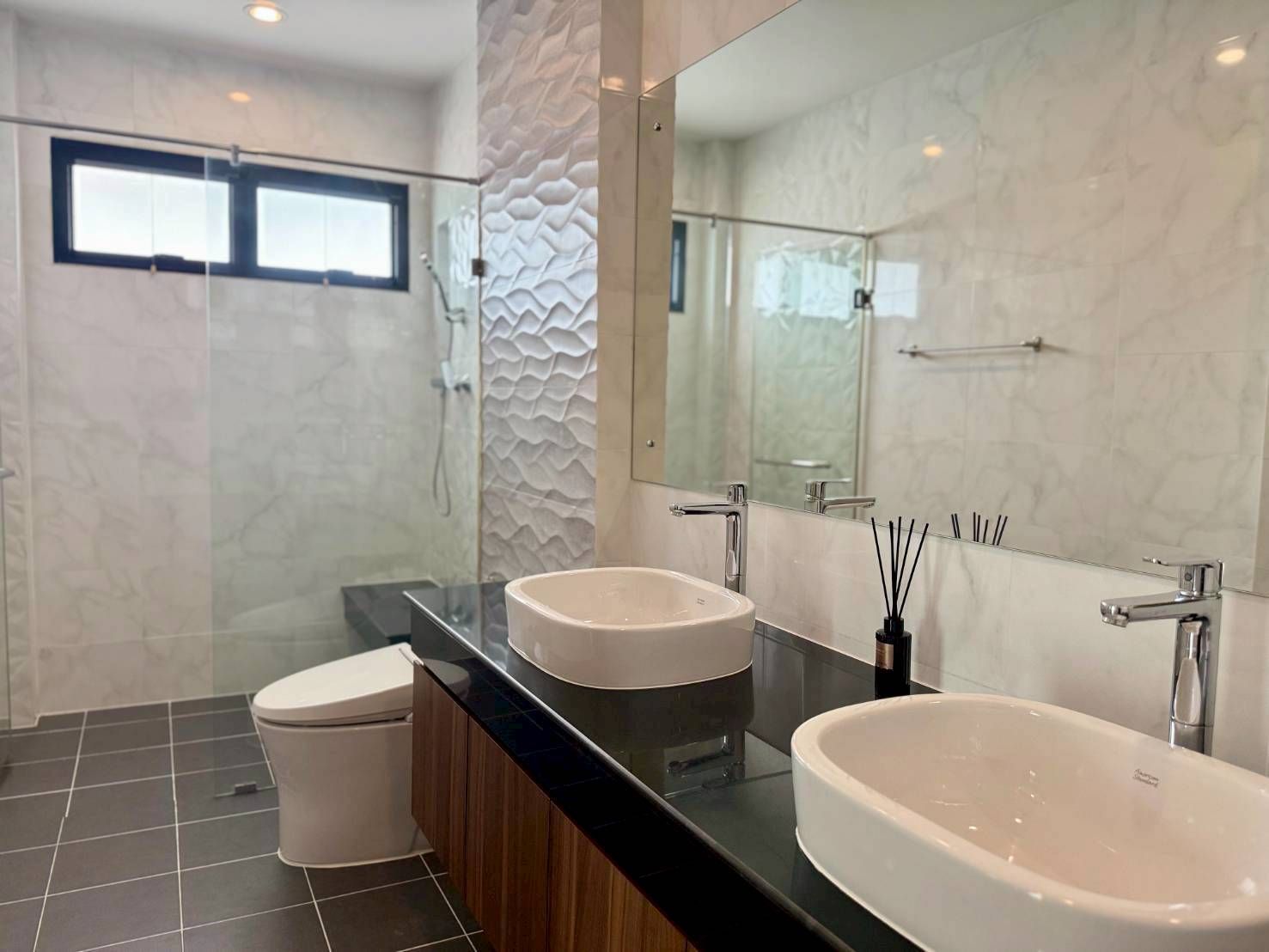 Blue Lagoon 2 - Image 16