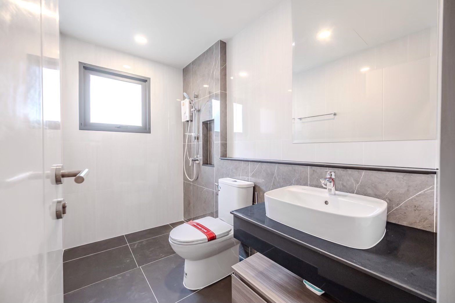 uploads/3efcf3ff-14c0-49cd-a97d-c18a86e0c28f/4587cc0f-c403-449d-abec-b6773afbb422