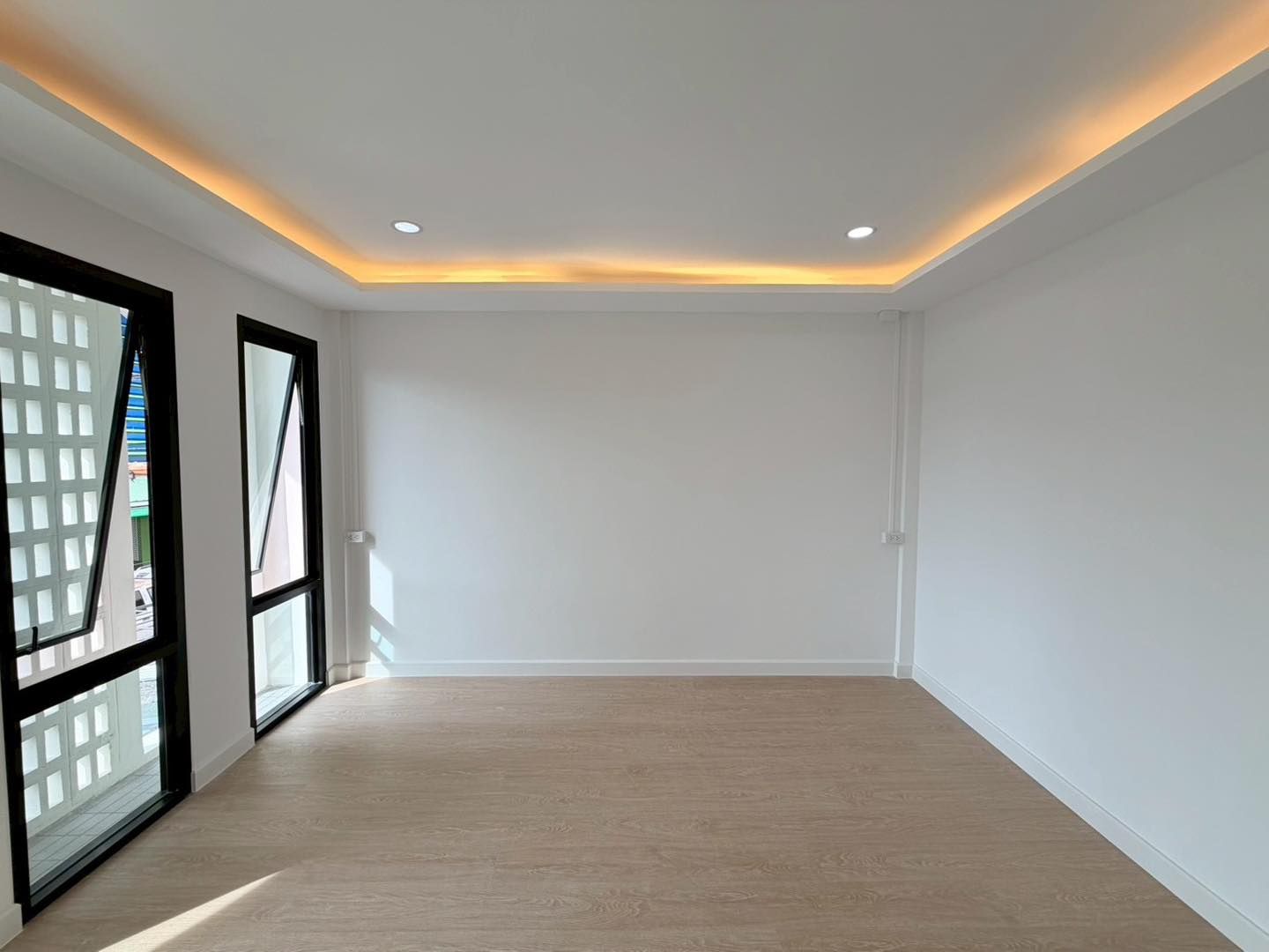 2 ห้องนอน ทาวน์เฮาส์ สำหรับขาย ใน ลาดพร้าว, ลาดพร้าว, กรุงเทพมหานคร - Image 27