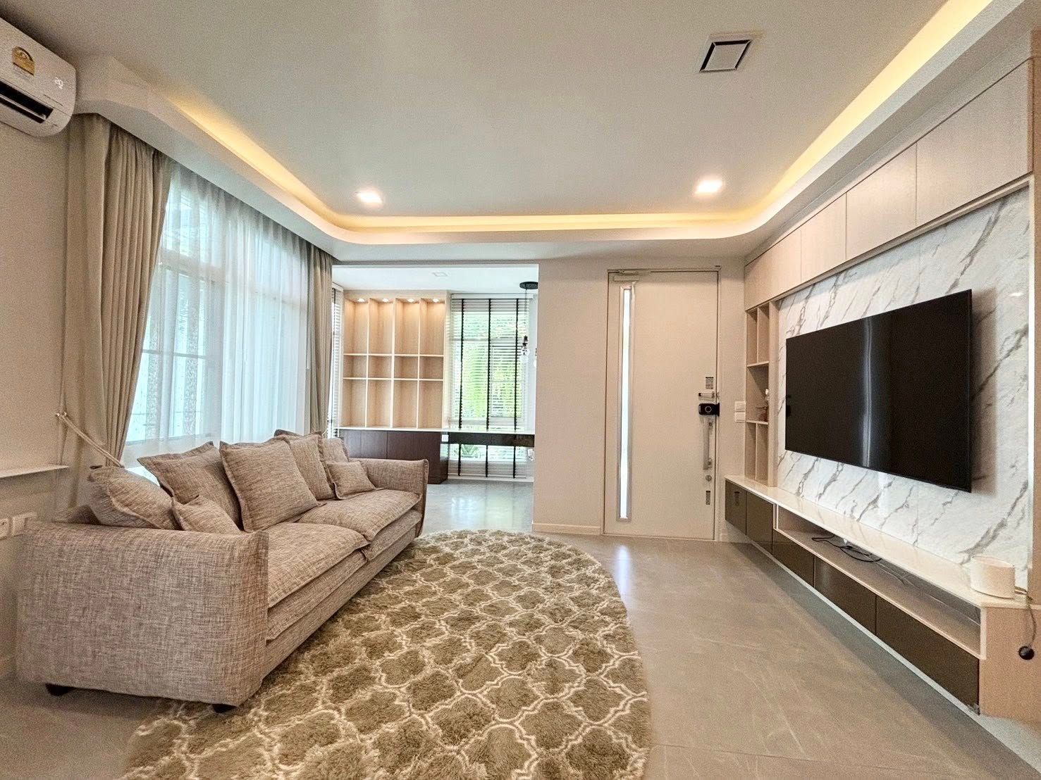 Mantana Bangna-Wongwaen - Image 2