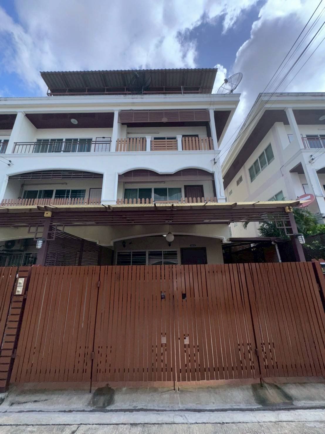 uploads/3efcf3ff-14c0-49cd-a97d-c18a86e0c28f/4862a7fb-2b1a-4d19-8597-c6e2b098cfe4