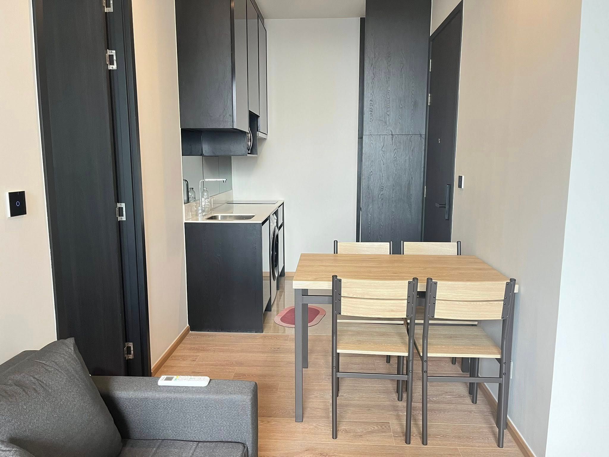 Noble Around Ari - Image 3