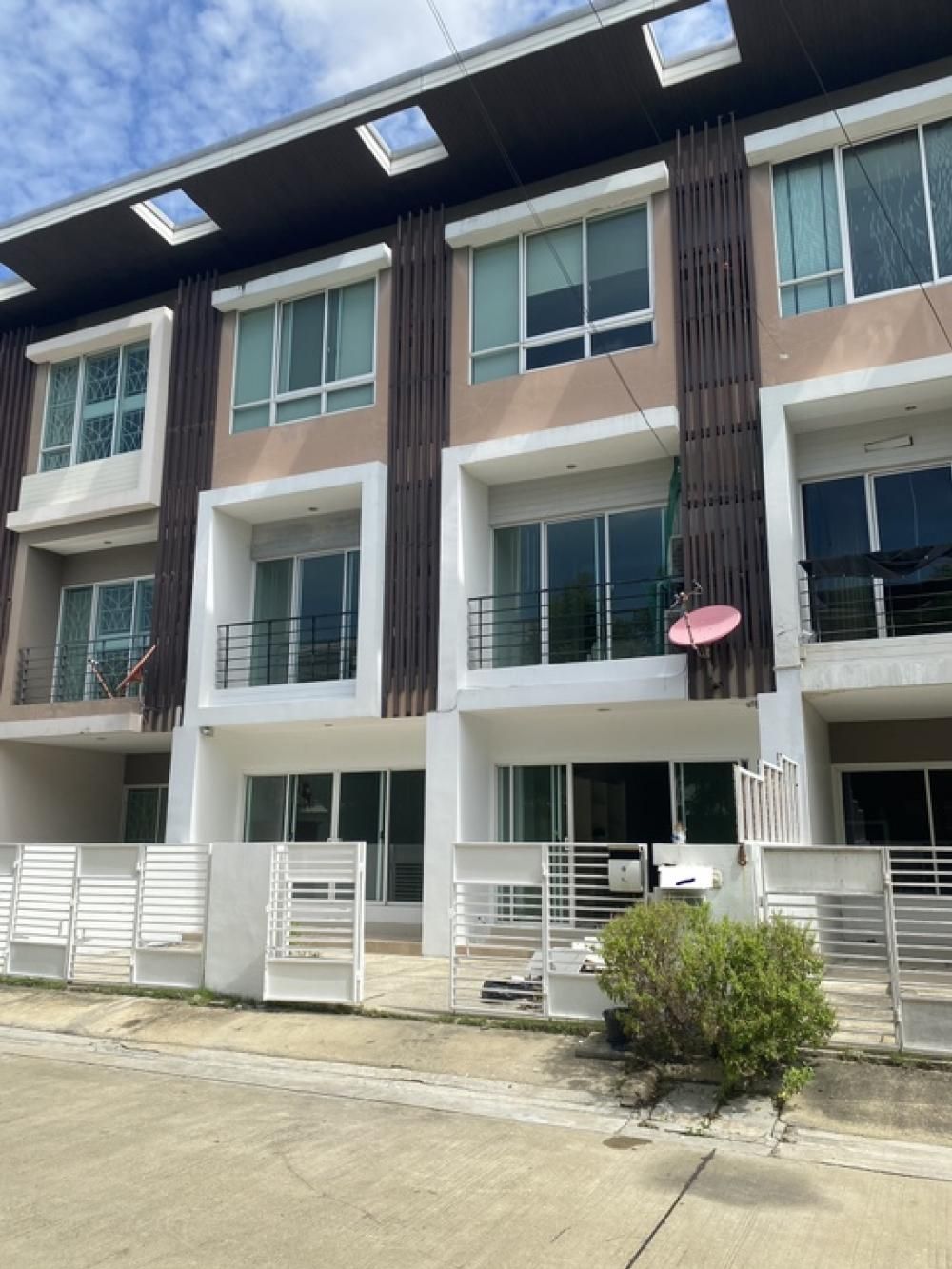 uploads/3efcf3ff-14c0-49cd-a97d-c18a86e0c28f/4ca8fe02-49f3-4d16-b871-7c8c4d07a97b