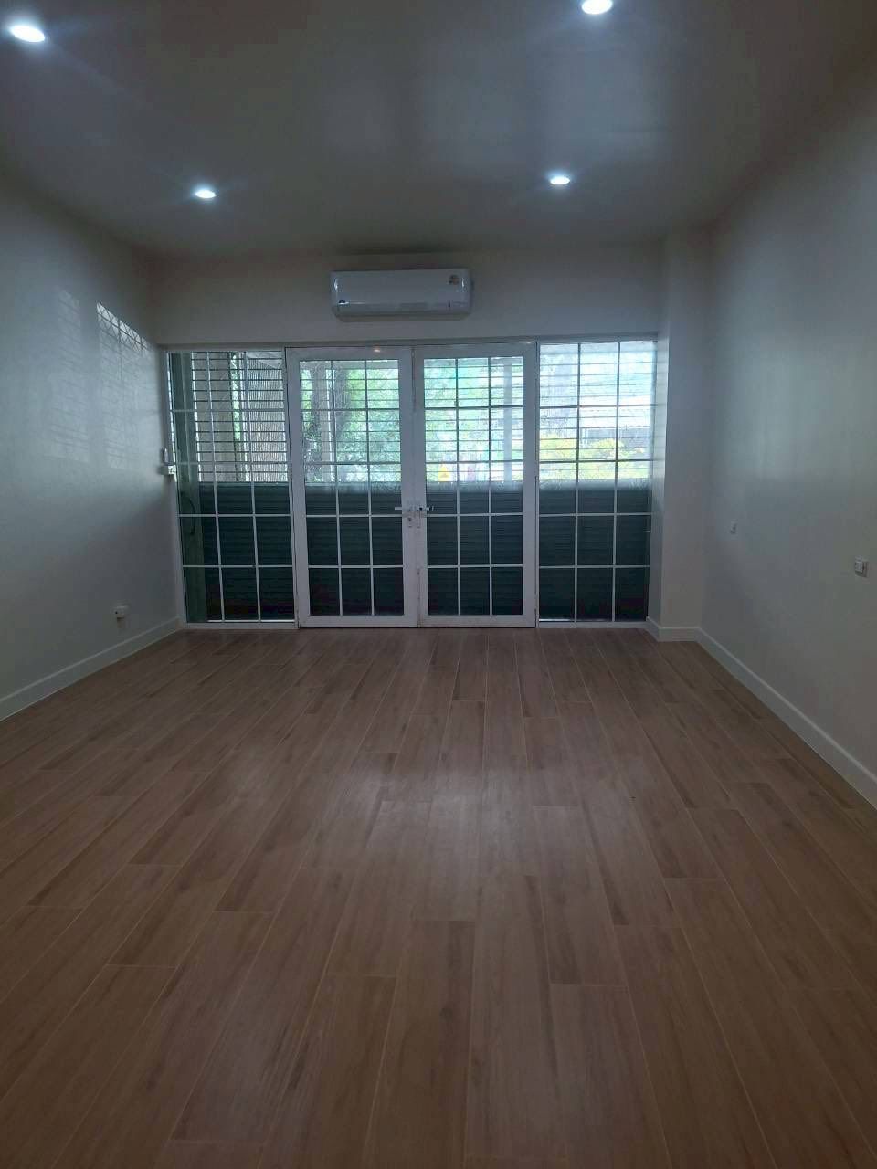 uploads/3efcf3ff-14c0-49cd-a97d-c18a86e0c28f/4df42593-557b-4f15-9904-bd267b23e57b