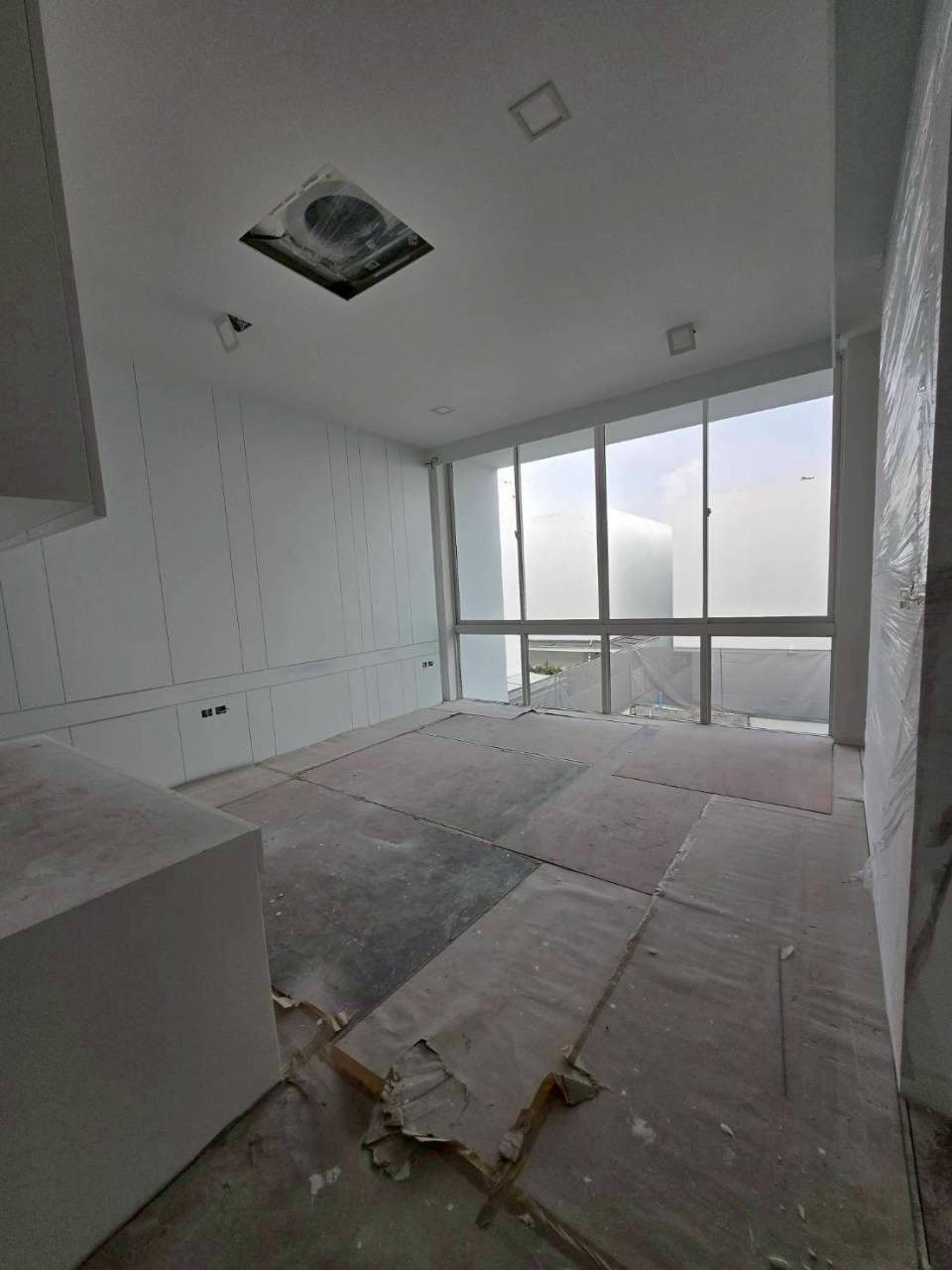 3 卧室 独立房屋 出售 在  - Image 14