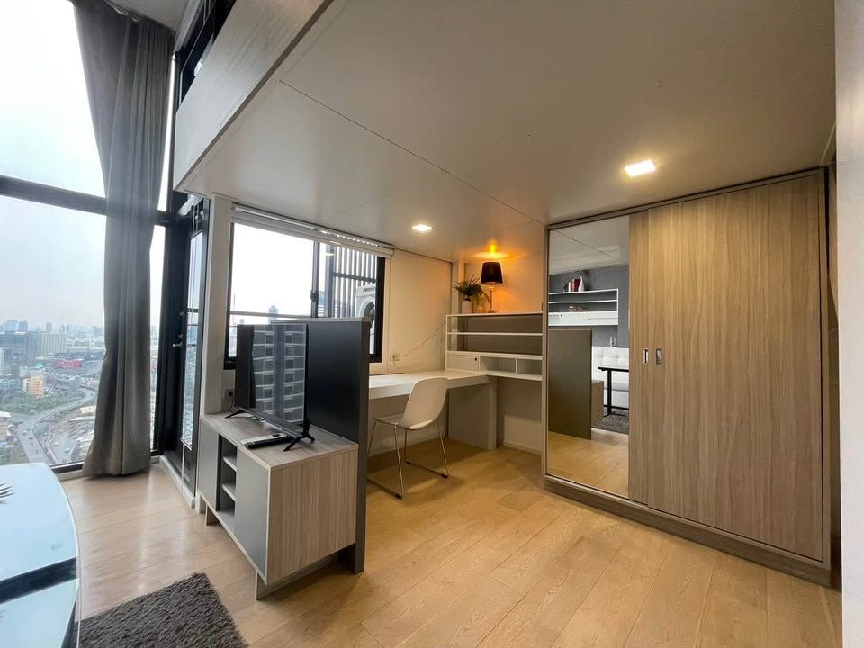 Chewathai Residence Asoke - Image 4